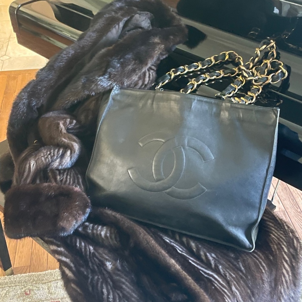 Chanel XL Jumbo Tote CH794 Black "Vintage" Magnificent Bag